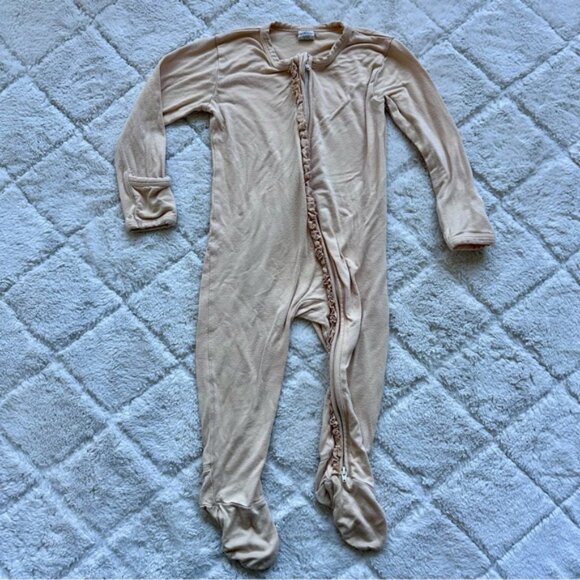 Larkspur Baby Company | "Cream" Ruffle Zip Footie | Size 12-18 Months - Picture 2 of 10